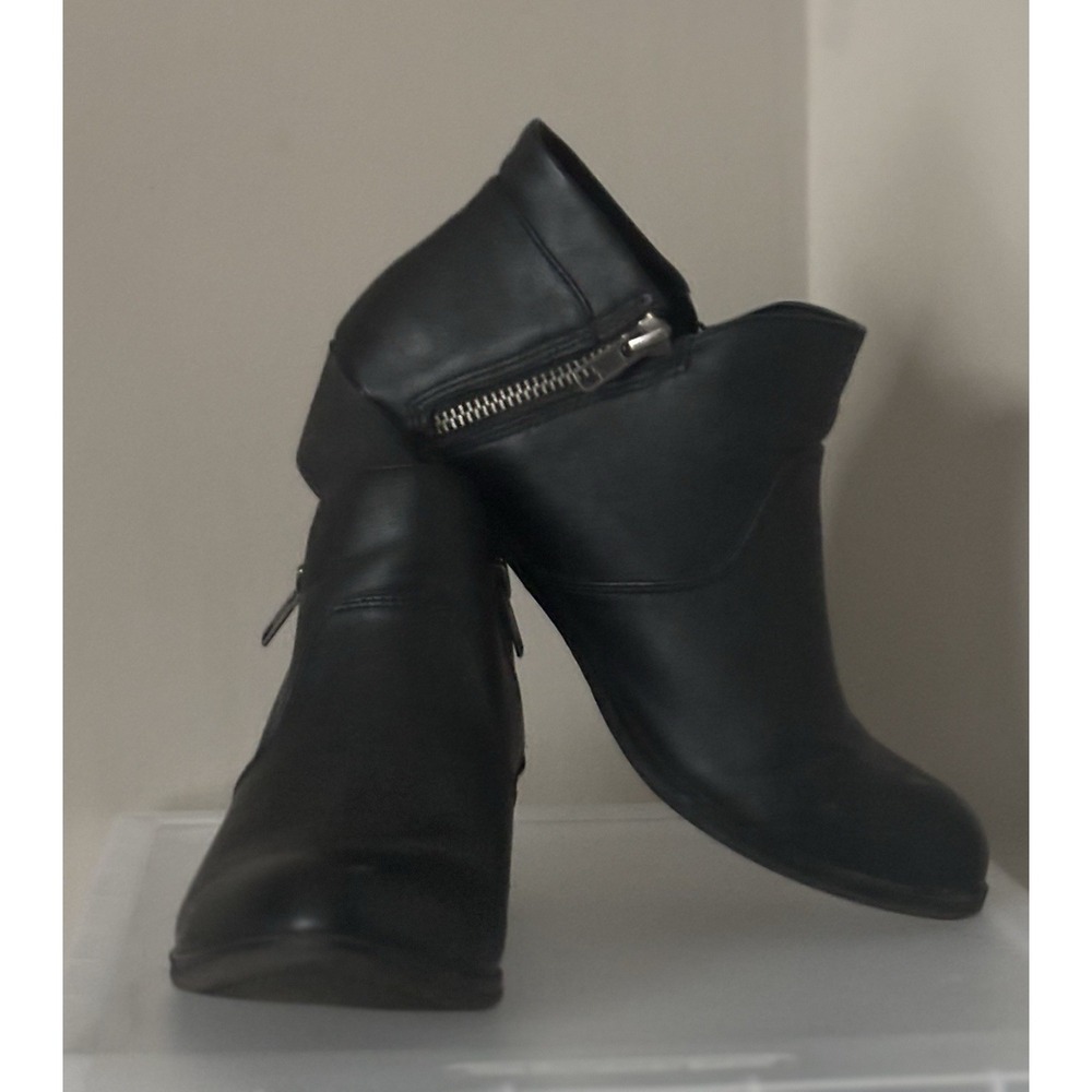 American Rag Black Abby Zipper Ankle Booties Size 7.5
